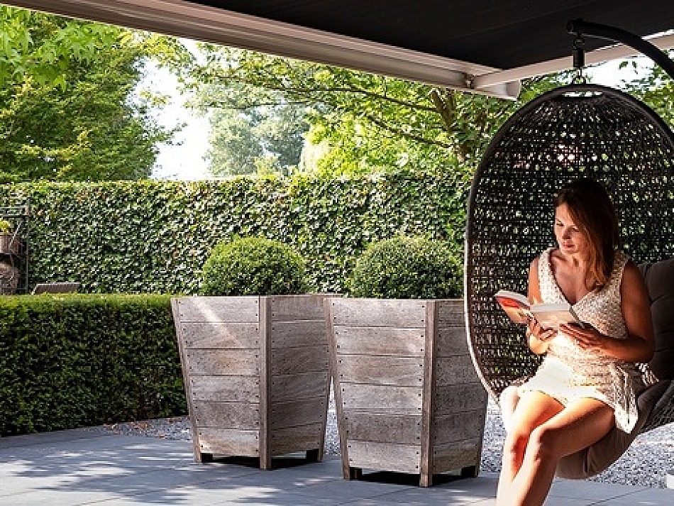 Zonnescherm Zonnetent Zonneluifel Knikarmscherm V360 St Tropez resize